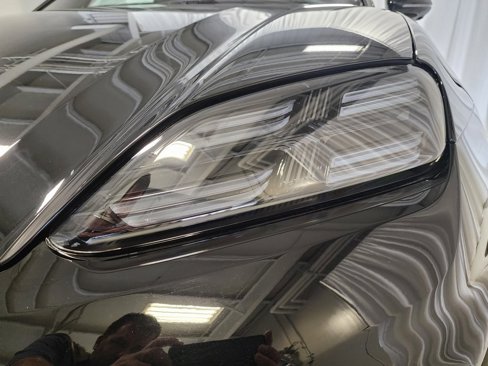 New 2025 Porsche Macan 4S Electric image 31
