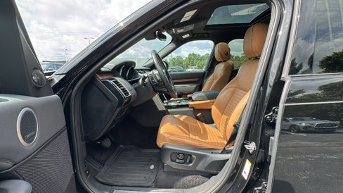 Used 2017 Land Rover Discovery HSE image 13