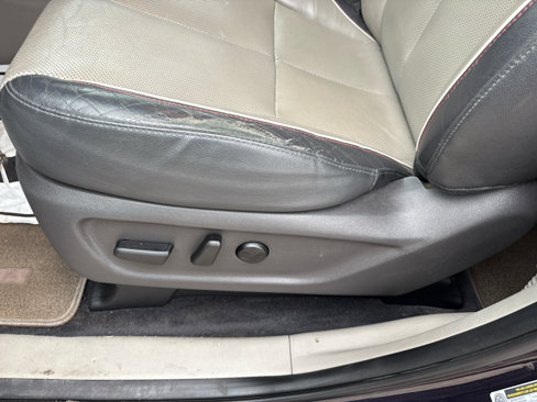 Used 2018 Kia Sedona LX w/ LX Essentials Premium Package image 23