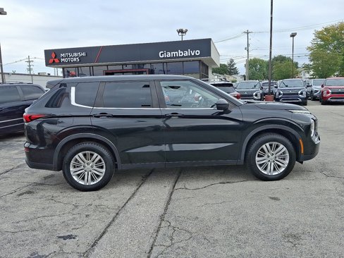 Used 2022 Mitsubishi Outlander ES image 8