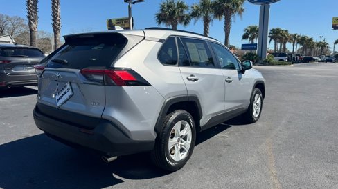 Used 2021 Toyota RAV4 XLE image 8