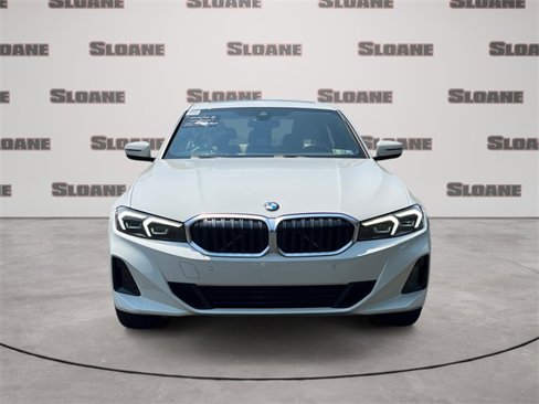 Certified 2023 BMW 330i xDrive Sedan w/ Driving Assistance Package image 8