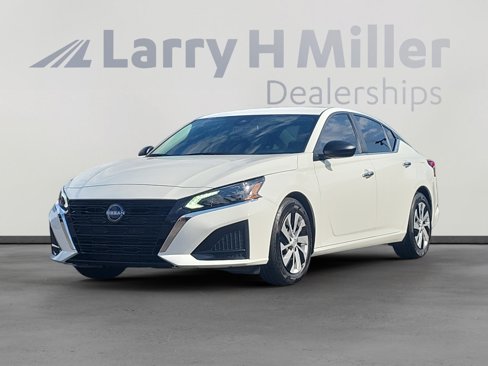 Used 2024 Nissan Altima 2.5 S image 1