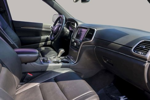Used 2018 Jeep Grand Cherokee Limited image 34