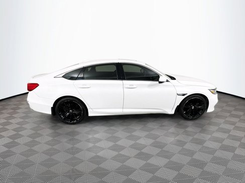Used 2019 Honda Accord Sport image 4