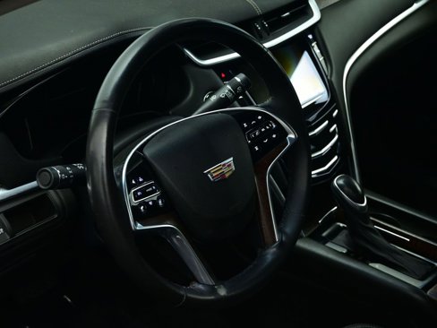 Used 2018 Cadillac XTS Luxury image 17