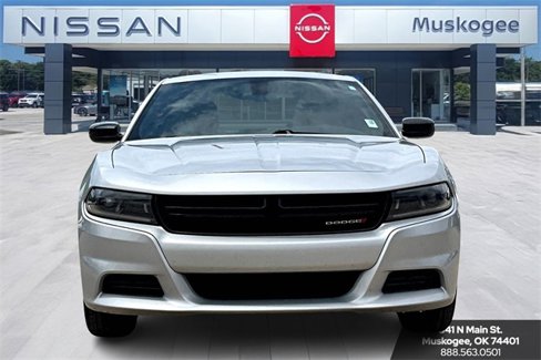 Used 2023 Dodge Charger SXT image 2