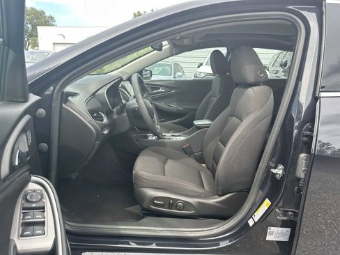 Certified 2023 Chevrolet Malibu LT image 2