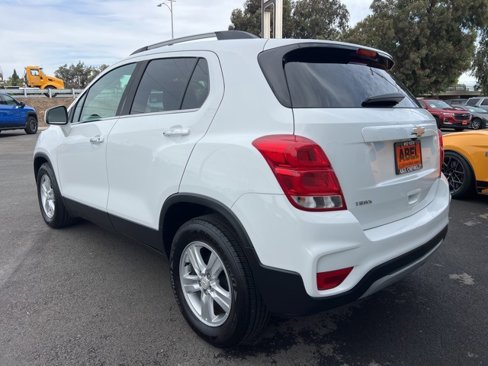 Used 2019 Chevrolet Trax LT w/ LT Convenience Package image 7