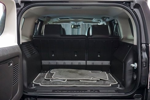 Used 2009 HUMMER H3 Alpha image 33