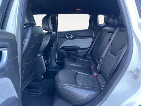 Used 2024 Jeep Compass Latitude image 13