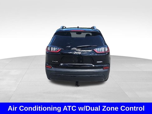 Used 2019 Jeep Cherokee Latitude Plus w/ Comfort/Convenience Group image 7