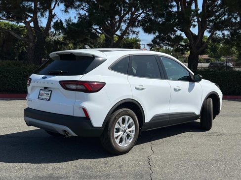 New 2025 Ford Escape Active image 3