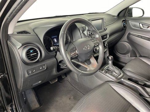 Used 2021 Hyundai Kona Limited w/ Cargo Package image 5