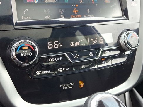 Used 2023 Nissan Murano SL w/ SL Moonroof Package image 16