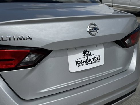 Used 2022 Nissan Altima 2.5 S image 10