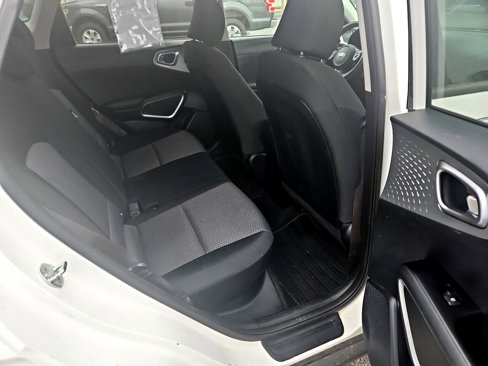 Used 2021 Kia Soul LX image 11
