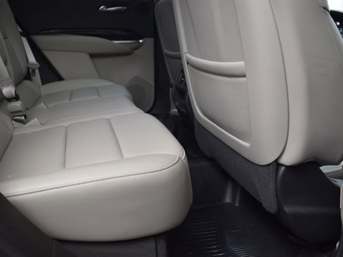Used 2021 Cadillac XT4 Premium Luxury image 17