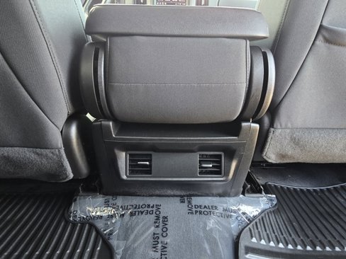 Used 2022 Chevrolet Silverado 1500 Custom image 9