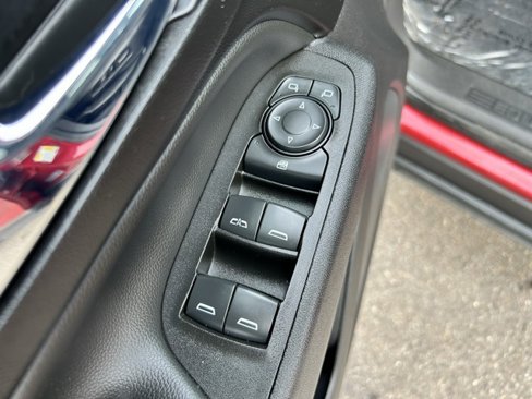 Used 2021 Chevrolet Equinox LT image 17