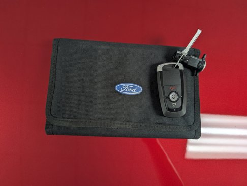 Used 2021 Ford EcoSport SE w/ SE Convenience Package image 6