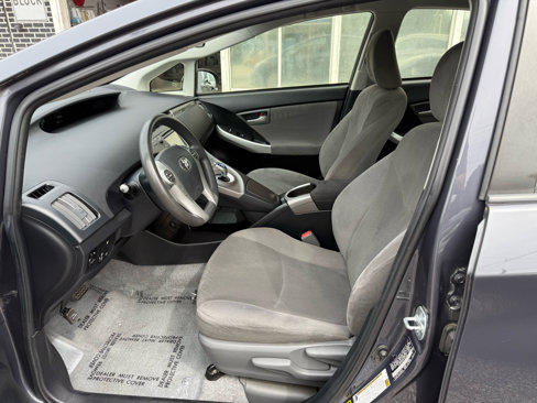 Used 2015 Toyota Prius Prime Advanced image 28