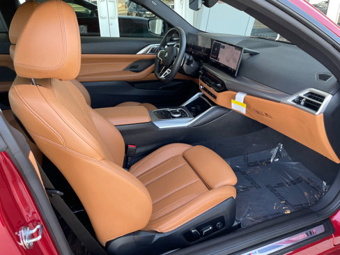Used 2025 BMW 430i Coupe w/ M Sport Package image 9