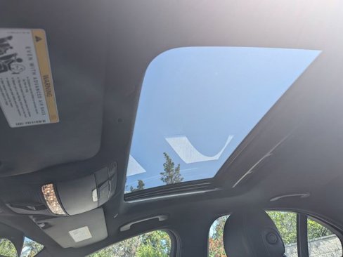 Used 2019 Mercedes-Benz C 300 4MATIC Sedan image 13