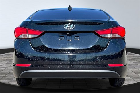 Used 2016 Hyundai Elantra SE image 4