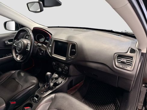 Used 2020 Jeep Compass Trailhawk image 26