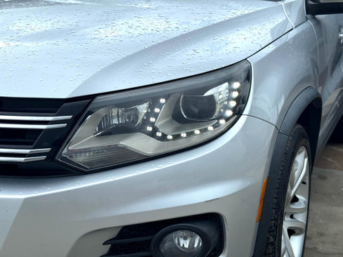 Used 2012 Volkswagen Tiguan SEL image 11