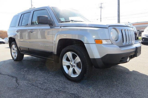 Used 2014 Jeep Patriot Latitude image 1