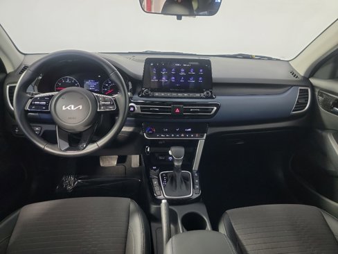 Certified 2023 Kia Seltos S w/ Navigation Package image 22