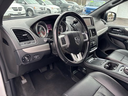 Used 2018 Dodge Grand Caravan GT image 12
