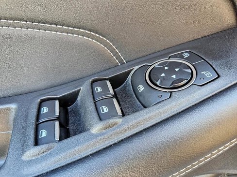 Used 2024 Ford Edge Titanium image 30
