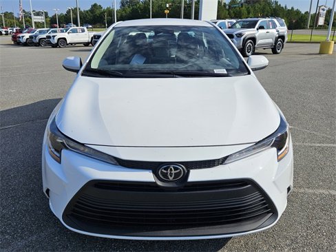 New 2025 Toyota Corolla LE image 2