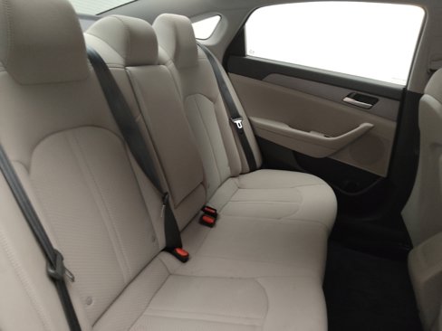Used 2018 Hyundai Sonata SE image 19