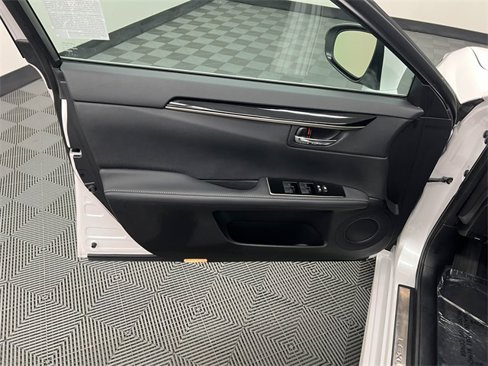 Used 2016 Lexus ES 350 image 9