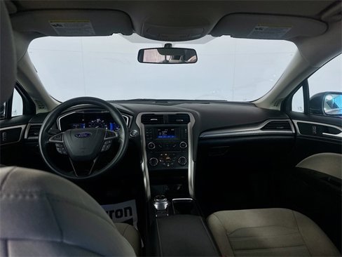 Used 2018 Ford Fusion S image 20