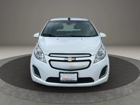 Used 2015 Chevrolet Spark LT image 28