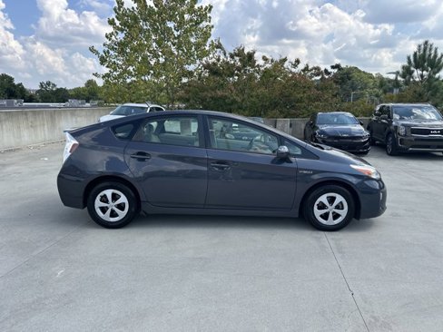 Used 2012 Toyota Prius One image 5