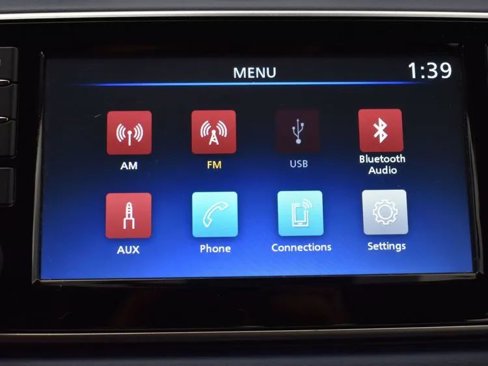 Used 2024 Nissan Versa SV image 27