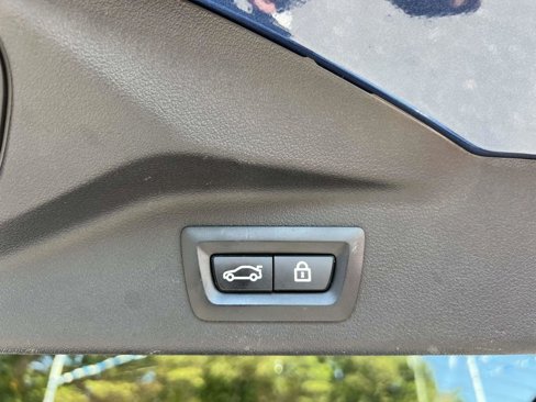 Used 2019 BMW X7 xDrive40i w/ Premium Package image 12