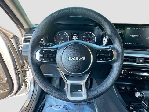 Used 2023 Kia K5 LXS image 11