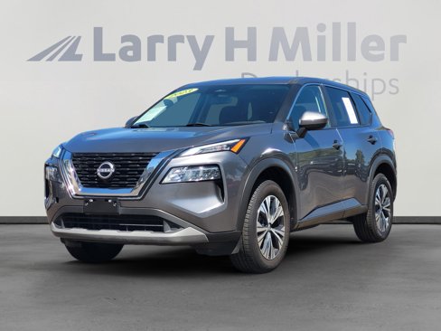 Used 2023 Nissan Rogue SV image 1