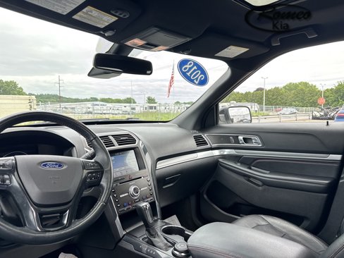 Used 2018 Ford Explorer Sport w/ Equipment Group 401A image 14