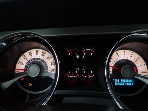 Used 2011 Ford Mustang Premium w/ 202A Rapid Spec Order Code image 20