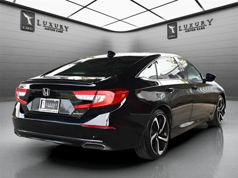Used 2020 Honda Accord Sport image 7