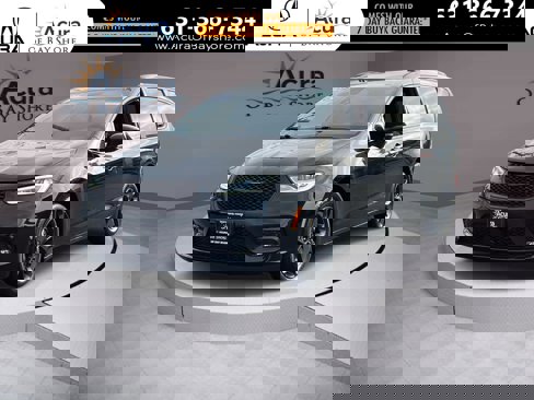 Used 2022 Chrysler Pacifica Limited w/ S Appearance Package image 1