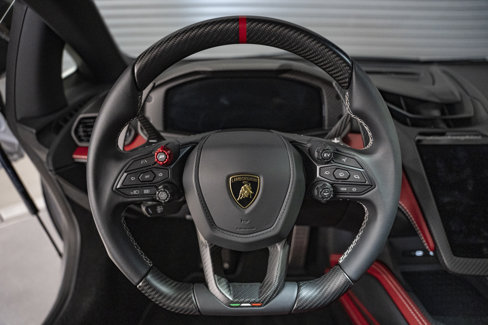 Used 2024 Lamborghini Revuelto image 37